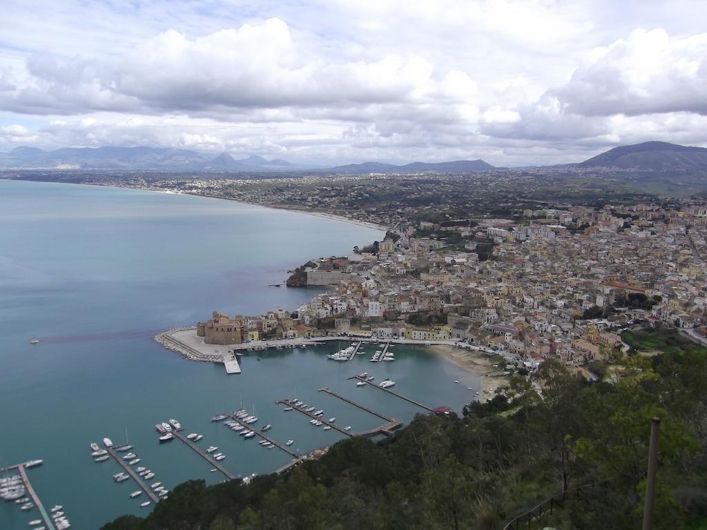 Appartement Zu Pippinu à Castellammare del Golfo Extérieur photo